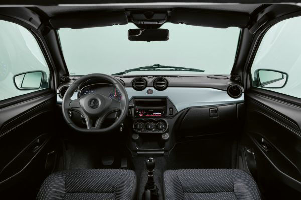 Minauto Cross interior